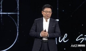 余承东回应开车“打瞌睡”事件：扣三分，第一次进局子